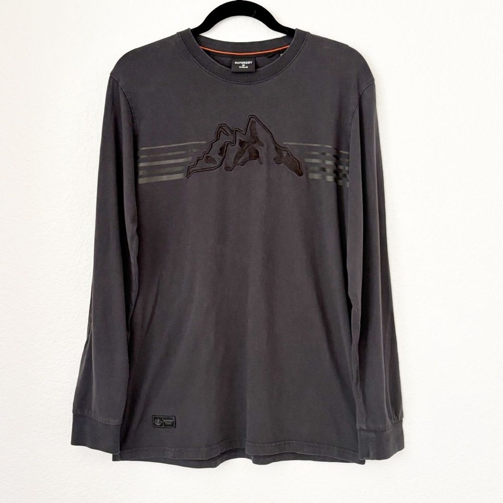 Superdry Men’s Expedition Long Sleeve Graphic Embroidered Tee Size M